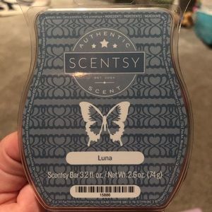 Scentsy Luna Bar